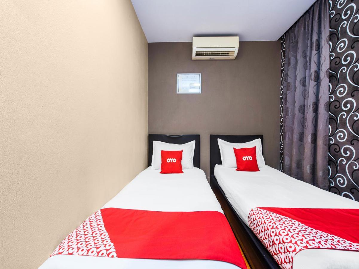 Oyo 44123 Hotel Al-Saif Kuala Kerai Exterior foto