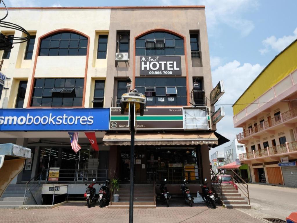 Oyo 44123 Hotel Al-Saif Kuala Kerai Exterior foto