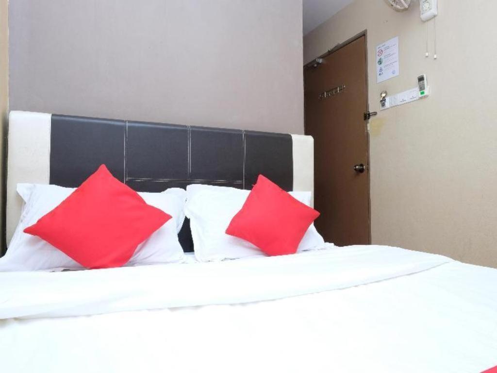 Oyo 44123 Hotel Al-Saif Kuala Kerai Exterior foto